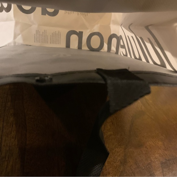 Lululemon Lunch Tote - Picture 4 of 4